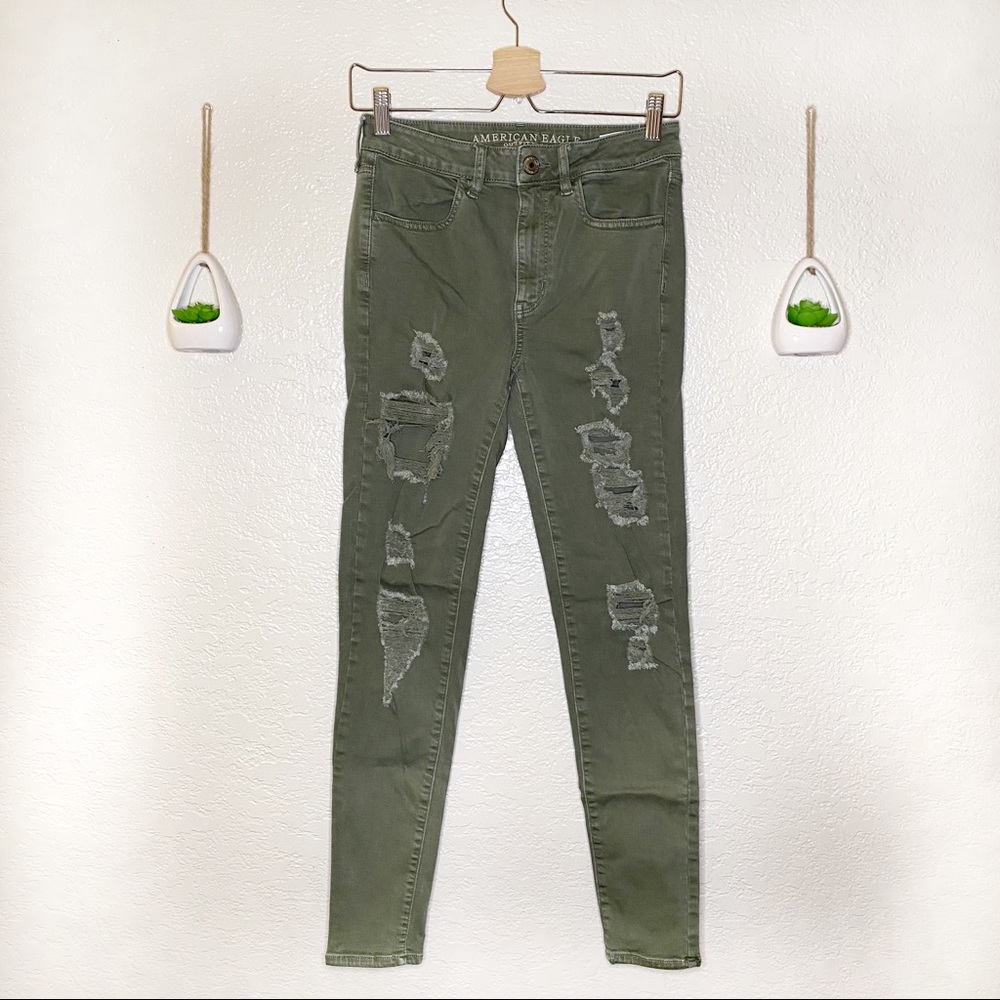 AE Olive High Rise distressed Jeggings